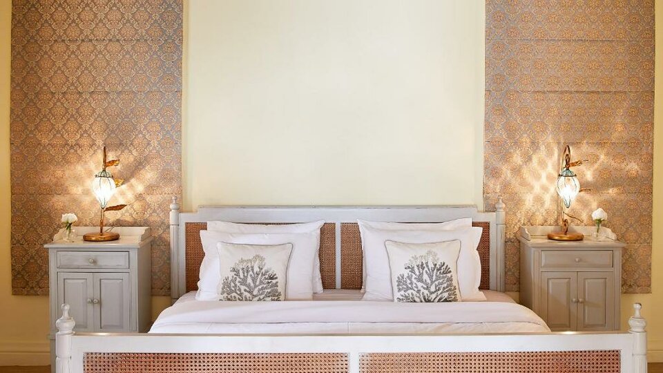 Grecotel Eva Palace 13