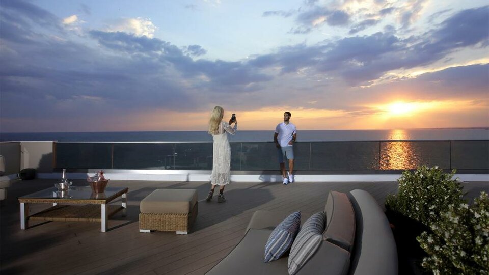 Pomegranate Wellness Spa 11