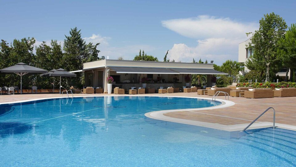 Pomegranate Wellness Spa 7