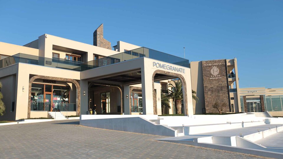 Pomegranate Wellness Spa 2
