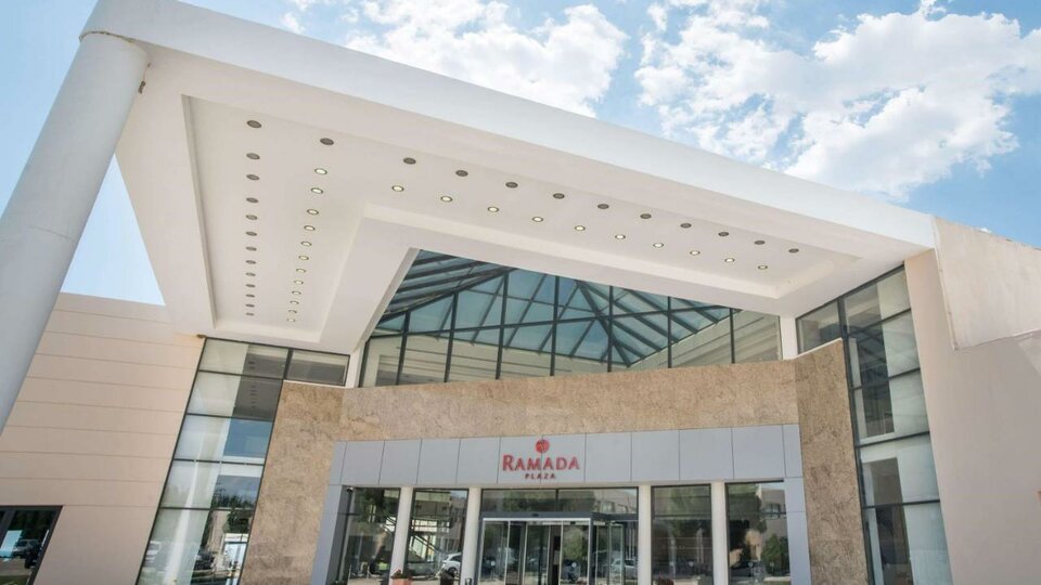 Ramada Plaza Thraki