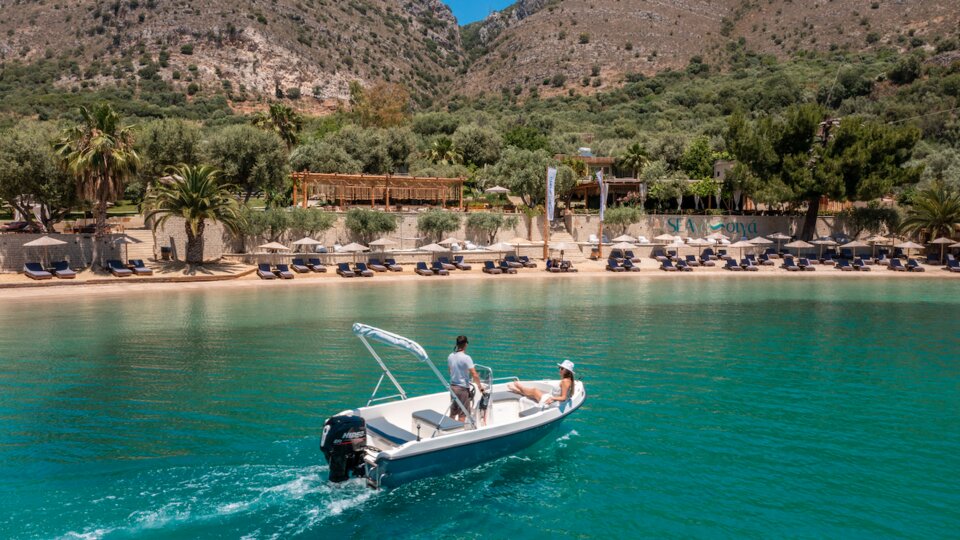 Plataria Seaside Resort 91