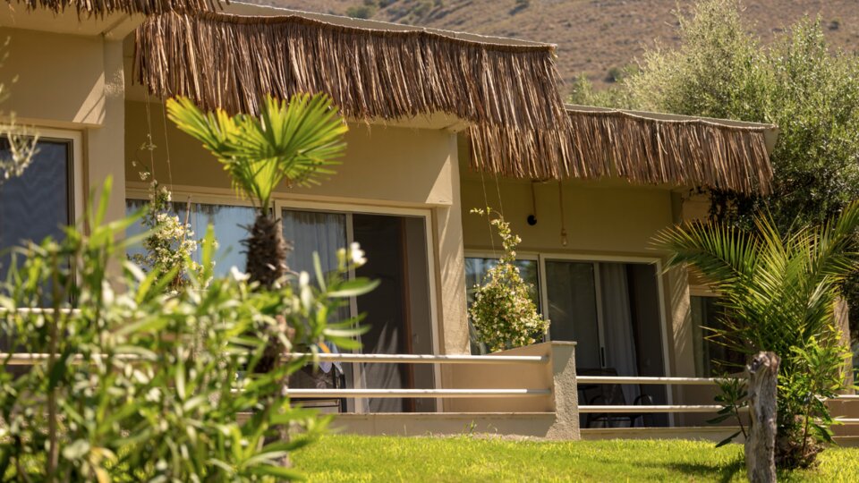 Plataria Seaside Resort 9
