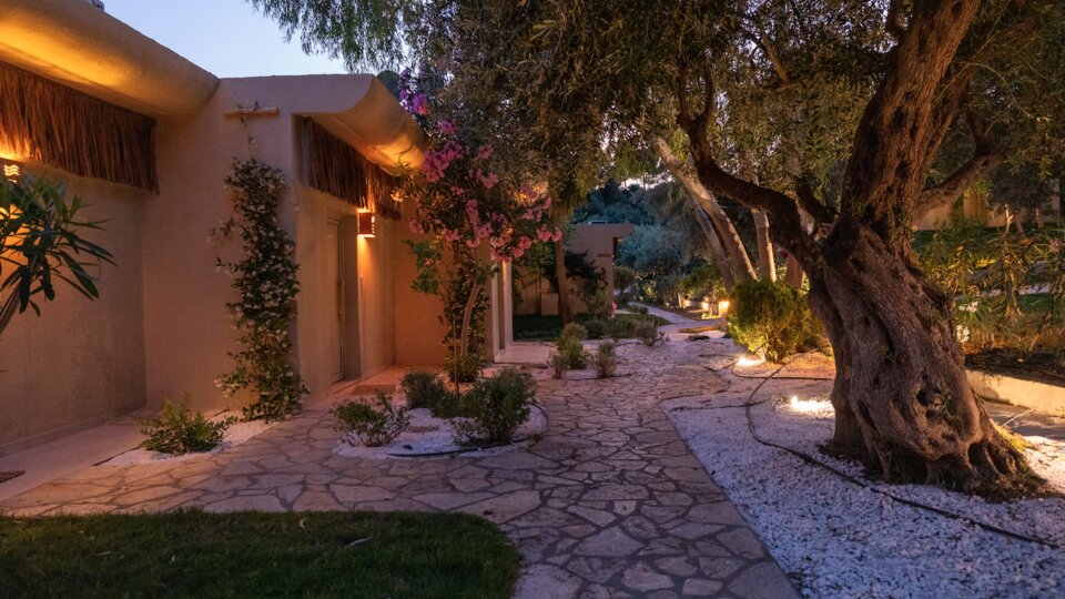 Plataria Seaside Resort 77